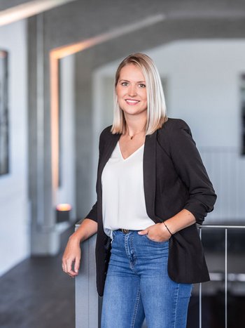 Julia Ebbinghaus Julia Ebbinghaus